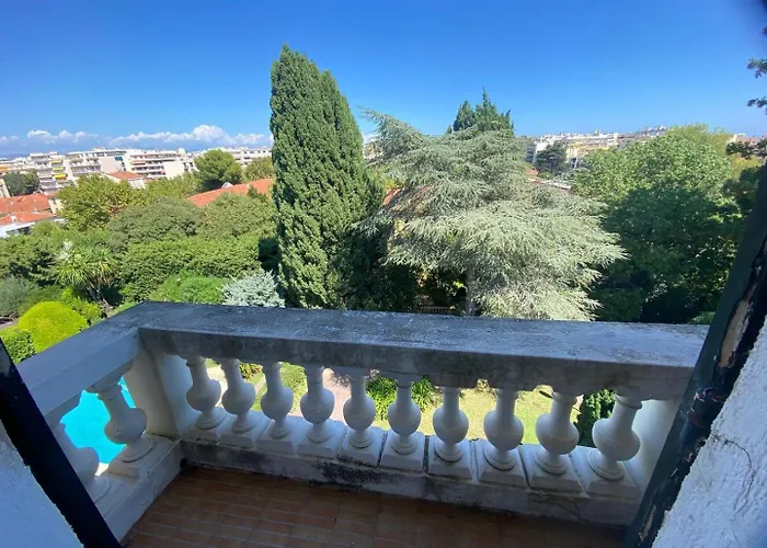 Magnifique Propriete - Piscine - 别墅 昂蒂布